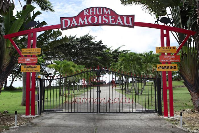 Distillerie Damoiseau en Guadeloupe ,terre mondialement connue pour son rhum